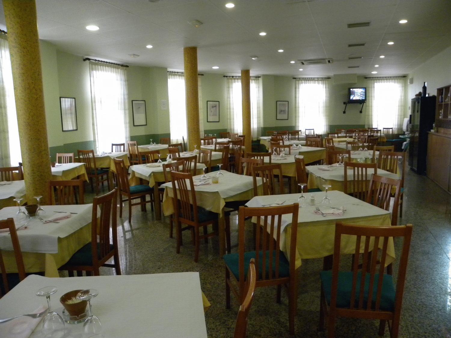 Hostal Las Fuentes Arévalo Екстериор снимка